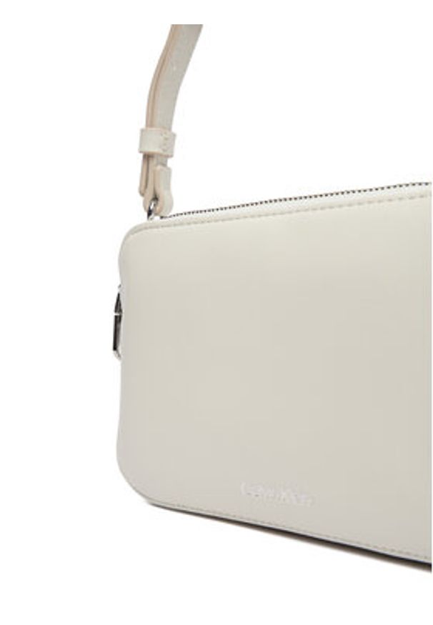 Calvin Klein Torebka Webbing Double Strap Camera Bag LV04F3165G Biały. Kolor: biały. Materiał: skórzane