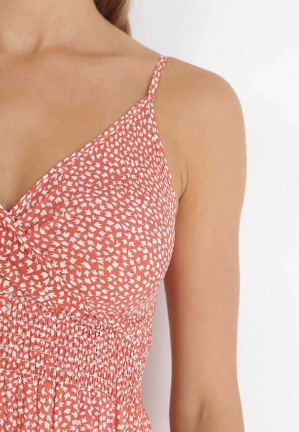 Born2be - Różowa Rozkloszowana Sukienka Bawełniana na Ramiączkach Ruweida. Kolor: różowy. Materiał: bawełna. Długość rękawa: na ramiączkach. Sezon: lato. Typ sukienki: rozkloszowane