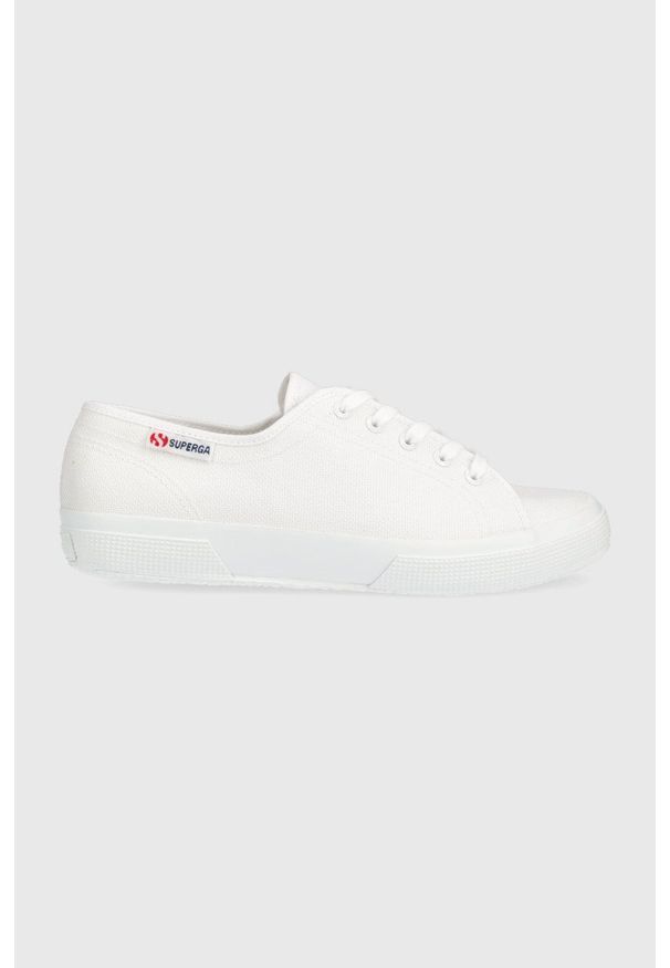Superga tenisówki damskie kolor biały. Nosek buta: okrągły. Zapięcie: sznurówki. Kolor: biały
