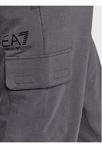 EA7 Emporio Armani Spodnie dresowe 6LPP84 PJ9FZ 1977 Szary Regular Fit. Kolor: szary. Materiał: bawełna, dresówka, syntetyk #5