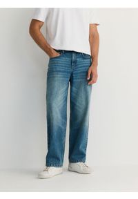 Reserved - Jeansy baggy z efektem sprania - indigo jeans