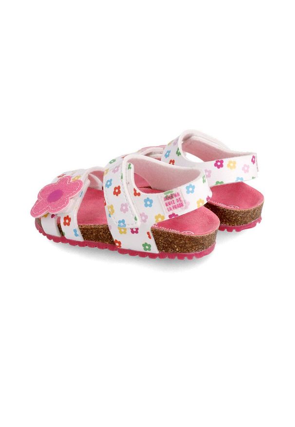 Agatha Ruiz de la Prada sandały dziecięce. Zapięcie: rzepy. Materiał: guma, materiał. Obcas: na obcasie. Wysokość obcasa: niski