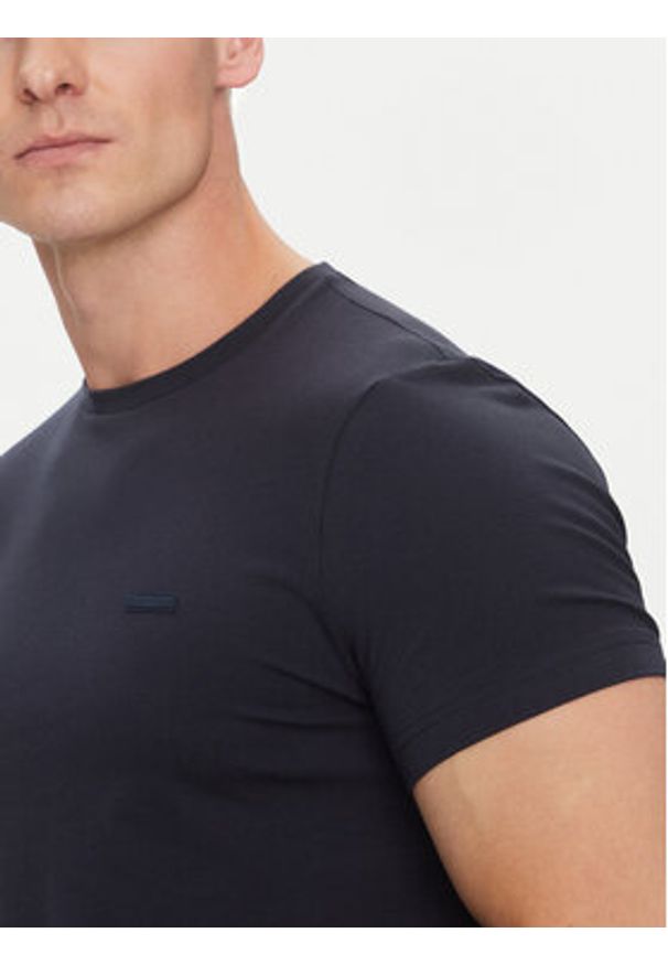 Calvin Klein T-Shirt K10K112724 Granatowy Slim Fit. Kolor: niebieski. Materiał: bawełna