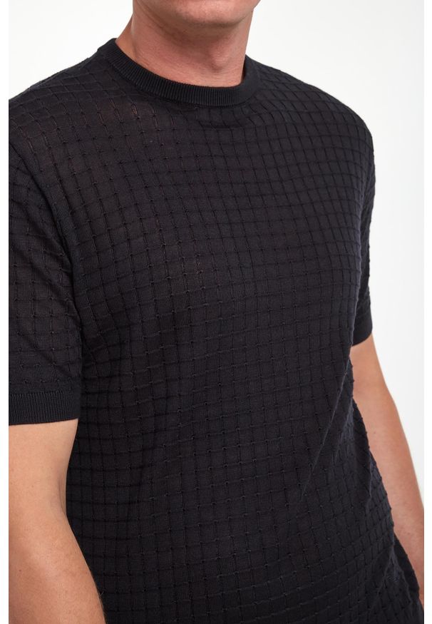 Emporio Armani - T-shirt męski z wełną EMPORIO ARMANI. Materiał: wełna