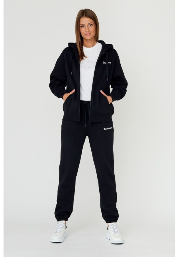 Juicy Couture - JUICY COUTURE Czarne spodnie Sora. Kolor: czarny. Materiał: bawełna