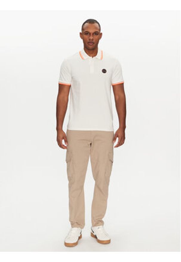 Napapijri Polo E-Macas NP0A4ID5N1A1 Biały Regular Fit. Typ kołnierza: polo. Kolor: biały. Materiał: bawełna