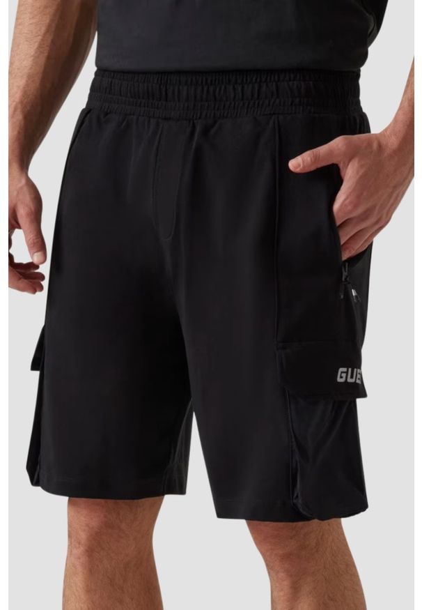 Guess - GUESS Czarne shorty męskie Rubus Cargo, Rozmiar L. Kolor: czarny