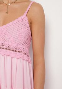 Born2be - Różowa Rozkloszowana Sukienka w Haftowany Wzór Mavironne. Okazja: na imprezę. Kolor: różowy. Wzór: haft. Styl: elegancki #3