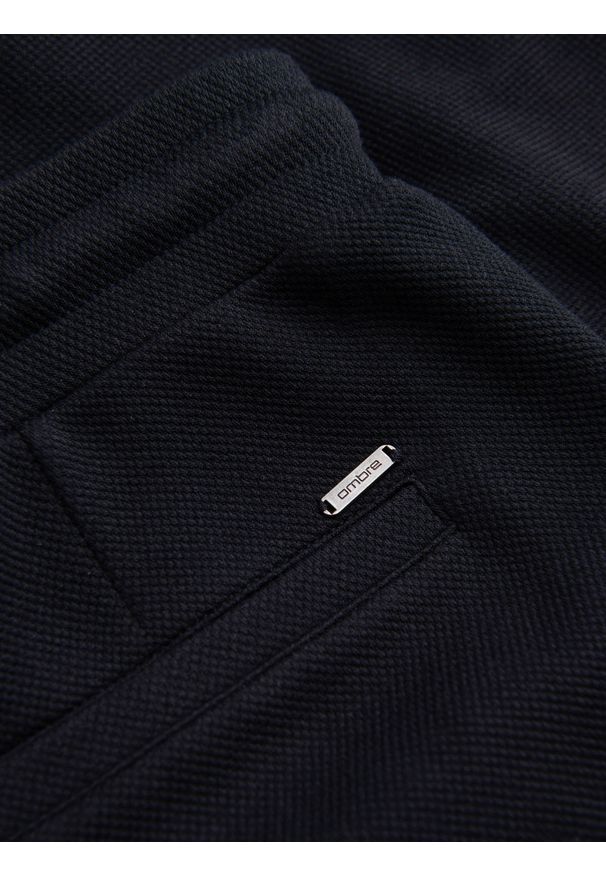 Ombre Clothing - Dzianinowe szorty męskie z podwiniętymi nogawkami - czarne V2. Okazja: na co dzień. Kolor: czarny. Materiał: dzianina. Wzór: jednolity. Styl: klasyczny, casual