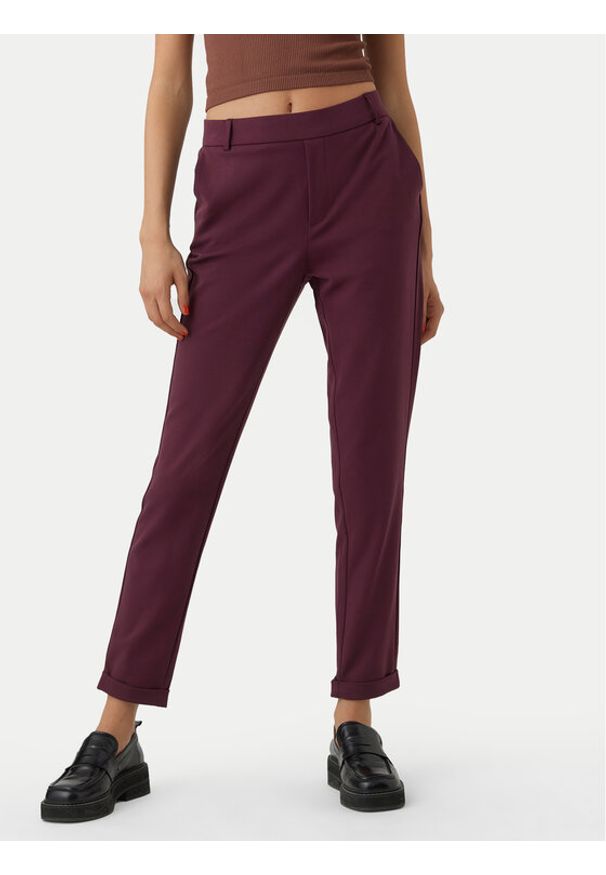 Vero Moda Chinosy Maya 10225280 Fioletowy Regular Fit. Kolor: fioletowy. Materiał: syntetyk, wiskoza