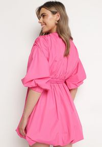 Born2be - Różowa Sukienka Adousa. Kolor: różowy. Materiał: tkanina, guma. Wzór: gładki. Typ sukienki: bombki. Styl: klasyczny. Długość: mini #7