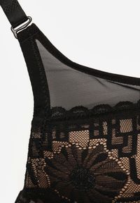 Renee - Czarno-Beżowy Biustonosz Ozdobiony Transparentnymi Wstawkami i Koronką Brannor. Kolor: czarny. Materiał: koronka. Wzór: koronka, aplikacja #2