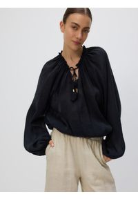 Reserved - Bluzka o kroju oversize - czarny. Kolor: czarny. Materiał: tkanina #1
