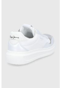 Pepe Jeans Buty kolor biały na platformie. Nosek buta: okrągły. Zapięcie: sznurówki. Kolor: biały. Materiał: guma. Obcas: na platformie #3