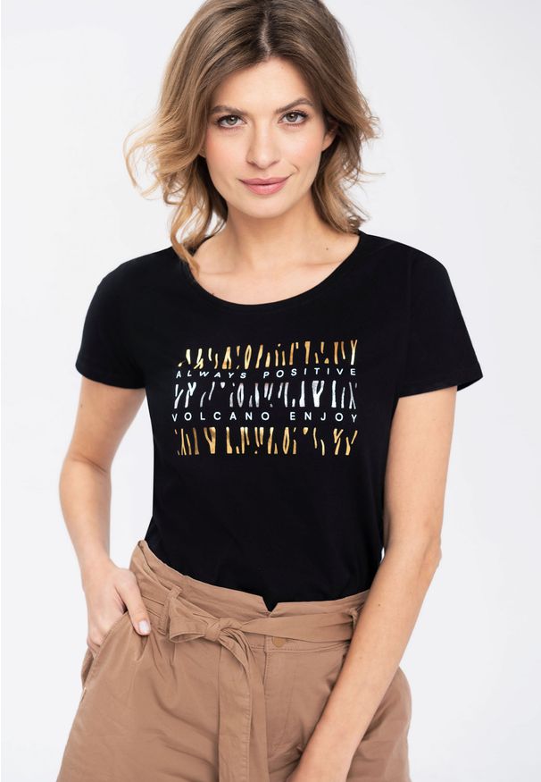 Volcano - Damski t-shirt z nadrukiem T-AMANDA. Kolor: czarny. Materiał: bawełna. Długość rękawa: długi rękaw. Długość: krótkie. Wzór: nadruk. Sezon: wiosna, lato. Styl: klasyczny