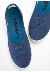 bonprix - Baleriny z ozdobnym sznurowaniem. Kolor: niebieski #2