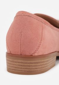 Born2be - Różowe Mokasyny Vices ze Skórzaną Wkładką i Ozdobną Aplikacją Delainora. Okazja: na co dzień, do pracy. Kolor: różowy. Materiał: skóra. Wzór: aplikacja. Styl: casual, elegancki #4