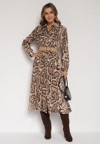 Born2be - Brązowa Sukienka Koszulowa z Wiskozą Zdobiona Paskiem i Wzorem w Węża Delane. Okazja: na co dzień. Kolor: brązowy. Materiał: wiskoza. Wzór: aplikacja. Typ sukienki: koszulowe. Styl: casual, elegancki #7