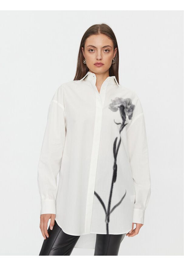 Desigual Koszula 23WWCW15 Biały Loose Fit. Kolor: biały. Materiał: bawełna