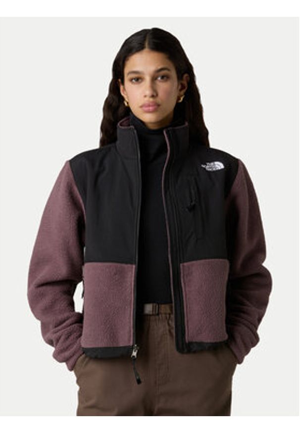 The North Face Polar Retro Denali NF0A88YR Fioletowy Regular Fit. Kolor: fioletowy. Materiał: syntetyk. Styl: retro