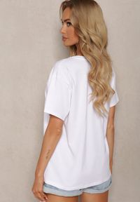 Renee - Biało-Fioletowy Bawełniany T-shirt Koszulka z Krótkim Rękawem i Nadrukiem Risaette. Kolor: biały. Materiał: bawełna. Długość rękawa: krótki rękaw. Długość: krótkie. Wzór: nadruk. Sezon: lato #5
