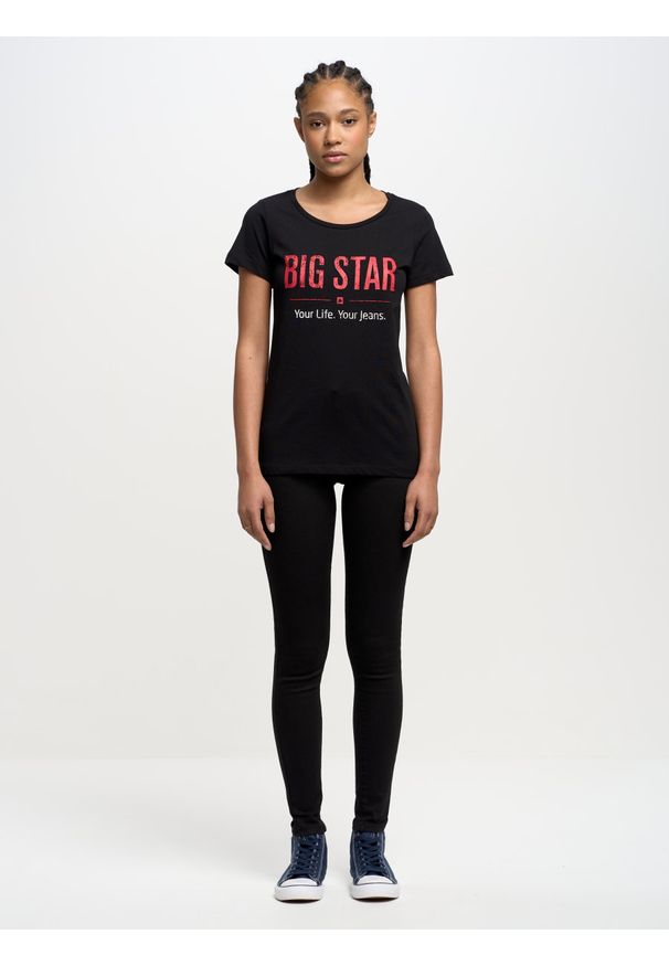 Big-Star - Koszulka damska o klasycznym kroju czarna Brunona 906. Kolor: czarny. Materiał: jeans, bawełna. Wzór: aplikacja, nadruk. Styl: klasyczny