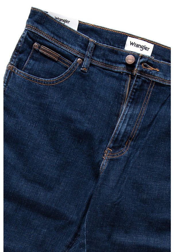 Wrangler - WRANGLER TEXAS SLIM MĘSKIE SPODNIE JEANSOWE CROSS GAME W12S8311U 112126497. Stan: podwyższony