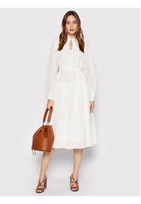 Selected Femme Sukienka codzienna Maxa 16083837 Biały Relaxed Fit. Okazja: na co dzień. Kolor: biały. Materiał: bawełna, wiskoza. Typ sukienki: proste. Styl: casual