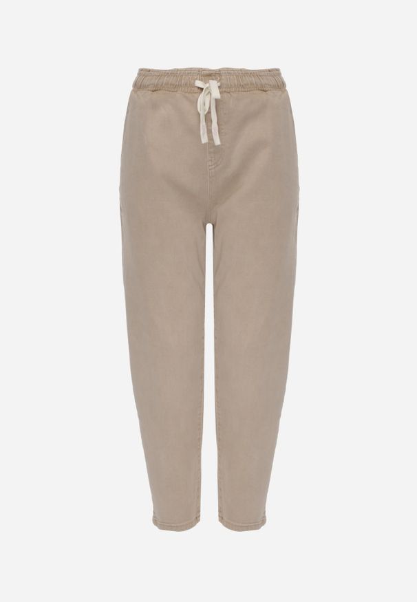 Renee - Beżowe Jeansy Mom Fit High Waist z Bawełny ze Ściągaczem w Pasie Phiales. Okazja: na uczelnię, na co dzień, do domu, na spacer. Stan: podwyższony. Kolor: beżowy. Długość: długie. Wzór: aplikacja, haft, jednolity. Styl: wakacyjny, casual