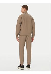 BOSS Dres 50555906 Beżowy ciemny Regular Fit. Kolor: beżowy. Materiał: syntetyk, bawełna #3