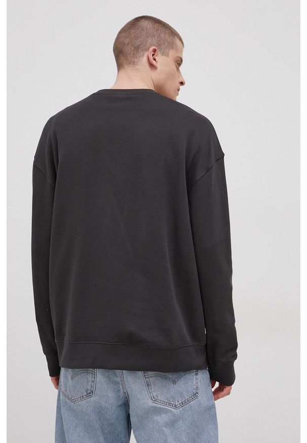 Lee Bluza bawełniana męska kolor szary gładka. Kolor: szary. Materiał: bawełna. Wzór: gładki