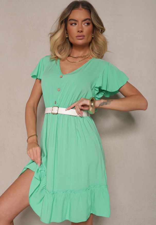 Renee - Zielona Sukienka Rozkloszowana z Bawełny Ozdobiona Falbanami i Guzikami Zoliova. Okazja: na co dzień. Kolor: zielony. Materiał: bawełna. Wzór: aplikacja. Typ sukienki: rozkloszowane. Styl: casual, elegancki