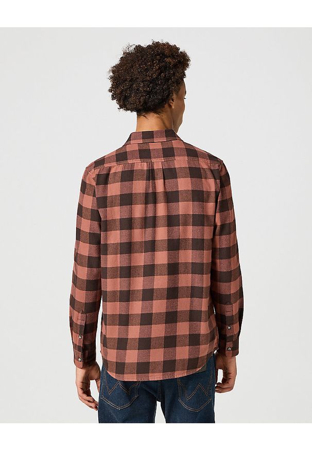Wrangler - MĘSKA KOSZULA KRATA WRANGLER 1 PKT SHIRT ROOT BEER CHECK 112357381