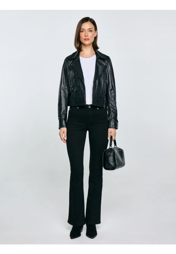 Big-Star - Jeansy damskie czarne Adela Bootcut 908. Okazja: na co dzień. Kolor: czarny. Wzór: jednolity. Styl: klasyczny, casual