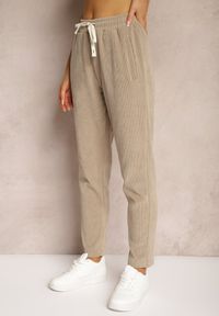 Renee - Ciemnobeżowe Spodnie Sztruksowe High Waist z Dodatkiem Bawełny i Gumką w Talii Jedela. Stan: podwyższony. Kolor: beżowy. Materiał: bawełna, sztruks #5