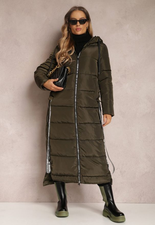 Renee - Ciemnozielona Kurtka Długa Pikowana z Kapturem Colpids. Typ kołnierza: kaptur. Kolor: zielony. Długość: długie