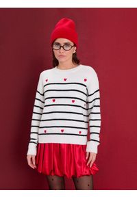 Sinsay - Sweter w paski i serca - biały. Kolor: biały. Wzór: paski