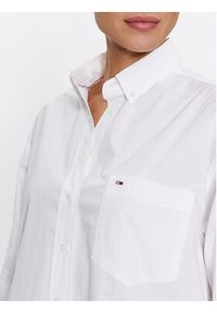 Tommy Jeans Koszula DW0DW15909 Biały Oversize. Kolor: biały. Materiał: bawełna