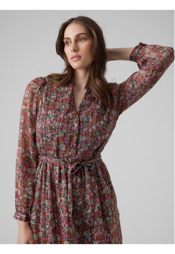 Vero Moda Sukienka codzienna Abby 10291789 Kolorowy Regular Fit. Okazja: na co dzień. Materiał: syntetyk. Wzór: kolorowy. Typ sukienki: proste. Styl: casual