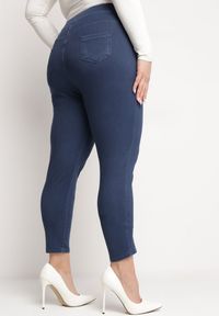 Born2be - Granatowe Spodnie Jegginsy z Gumką w Talii Elasande. Kolekcja: plus size. Kolor: niebieski. Materiał: jeans