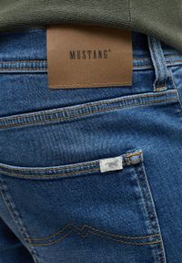 Mustang - MĘSKIE SPODNIE JEANSOWE MUSTANG OREGON SLIM K DENIM BLUE 1014260 5000 685 #7