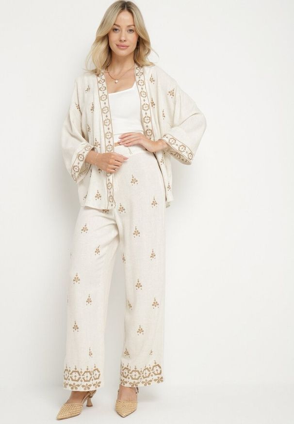 Born2be - Biało-Beżowe Szerokie Spodnie z Lnem Wiskozą Wysokim Stanem i Haftami Ilonira. Okazja: na co dzień. Stan: podwyższony. Kolor: biały. Materiał: wiskoza, len. Wzór: haft. Styl: casual, elegancki