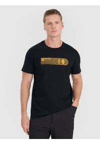 4f - 4F T-shirt regular z nadrukiem męski - czarny L. Okazja: na co dzień. Kolor: czarny. Materiał: jersey, materiał, bawełna. Długość rękawa: krótki rękaw. Długość: krótkie. Wzór: nadruk. Styl: sportowy, klasyczny, casual