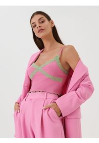 Sinsay - Crop top na ramiączkach - różowy. Kolor: różowy. Materiał: bawełna, włókno, prążkowany, koronka. Długość rękawa: na ramiączkach. Wzór: koronka