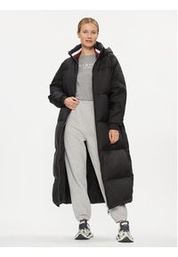 TOMMY HILFIGER - Tommy Hilfiger Płaszcz zimowy Modern WW0WW38918 Czarny Regular Fit. Kolor: czarny. Materiał: syntetyk. Sezon: zima