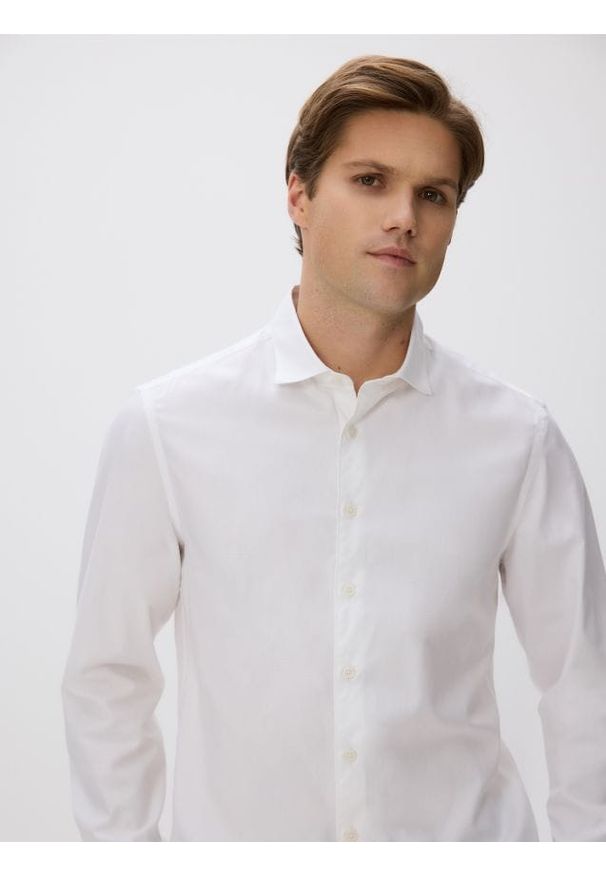 Reserved - Koszula slim z bawełny egipskiej - biały. Kolor: biały. Materiał: bawełna