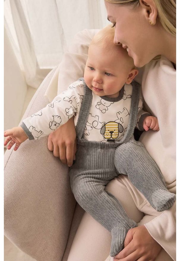 Mayoral Newborn komplet niemowlęcy Gift box kolor szary. Okazja: na co dzień. Kolor: szary. Materiał: bawełna. Długość: długie. Wzór: aplikacja. Styl: casual, klasyczny