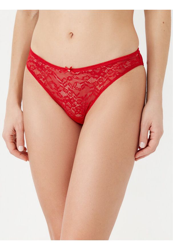 Guess Figi klasyczne O5RE09 KBGT0 Czerwony Regular Fit. Kolor: czerwony. Materiał: syntetyk