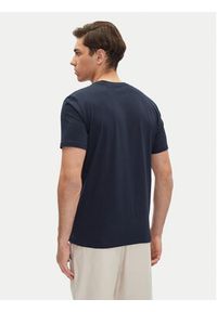 Mustang T-Shirt Austin 1016281 Granatowy Regular Fit. Kolor: niebieski. Materiał: bawełna