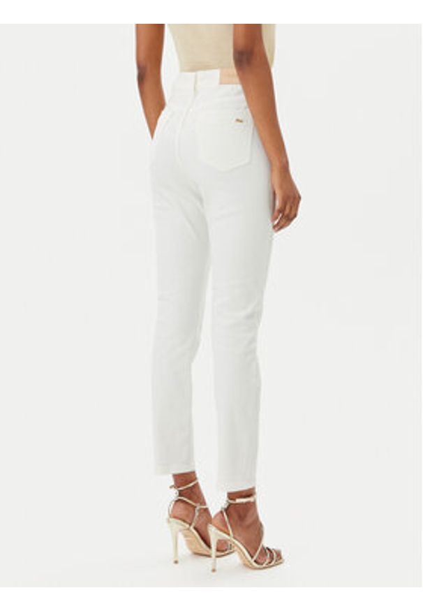 Artigli - ARTIGLI Jeansy ADDE002564 058 Biały Slim Fit. Kolor: biały